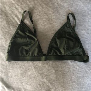 La hearts bikini top